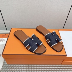 Hermes Slippers